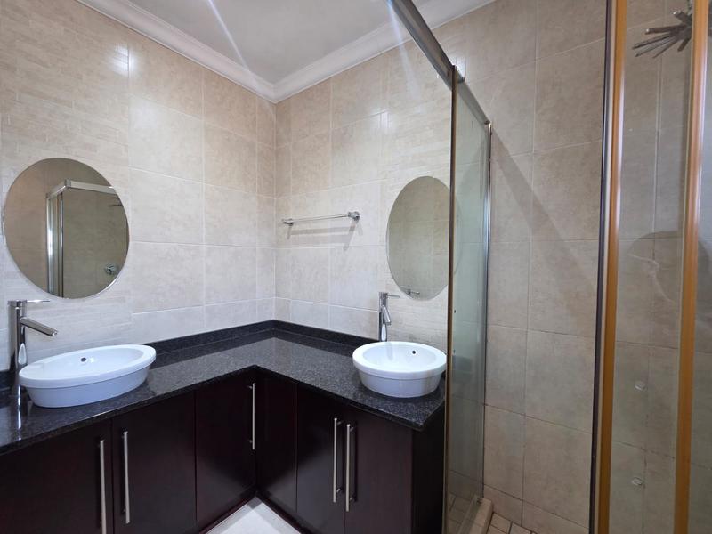 3 Bedroom Property for Sale in Gateway Manor North West